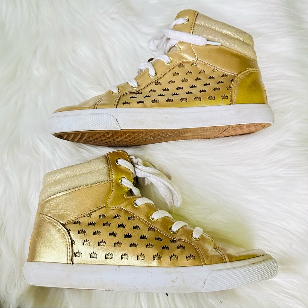Disney D-Signed Crownin Around Gold Metallic Crown High Top Shoes, 3